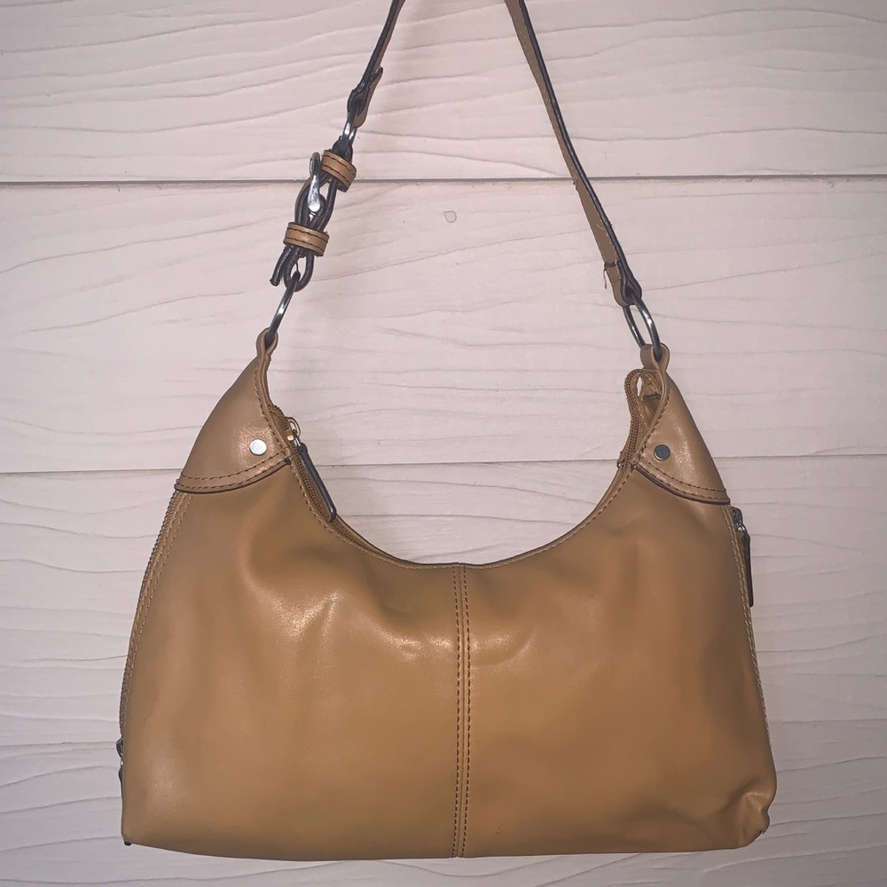 SOLD 💋 Nine West nude bag